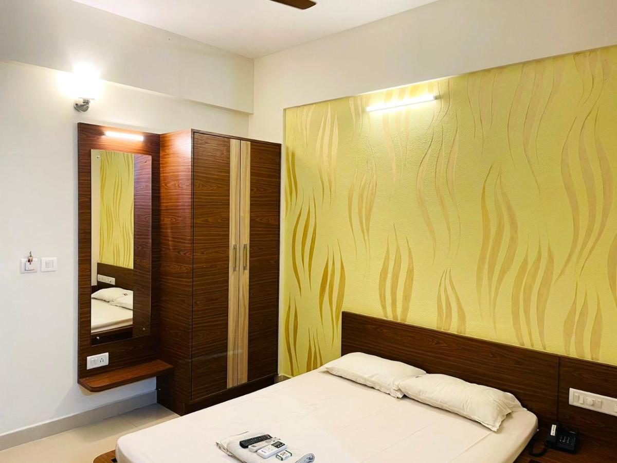 Hotel Radha Pangala Exterior photo