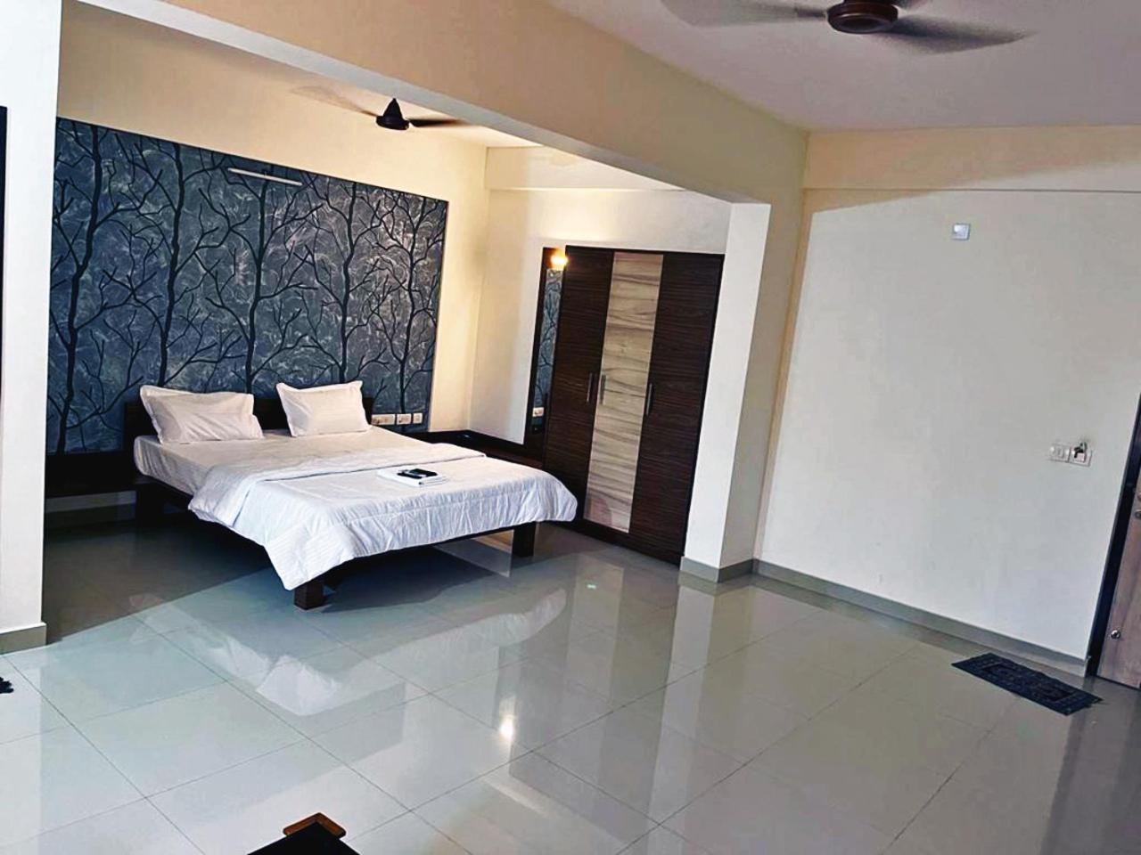 Hotel Radha Pangala Exterior photo